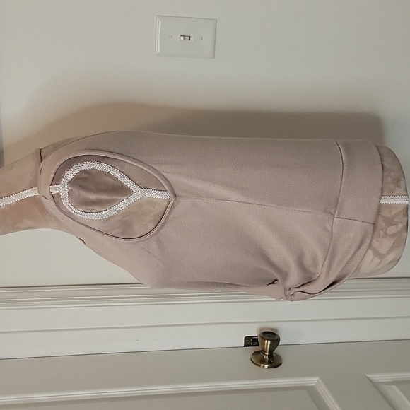 June & Hudson, Size M, Metallic Nude Color, Front Knot, Cropped Knit Top, EUC - Picture 2 of 4